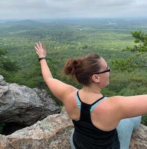 Meet your Posher, Tonya